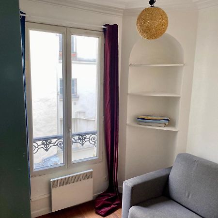 Home Sweet Home Montmartre Duperre Paris Bagian luar foto